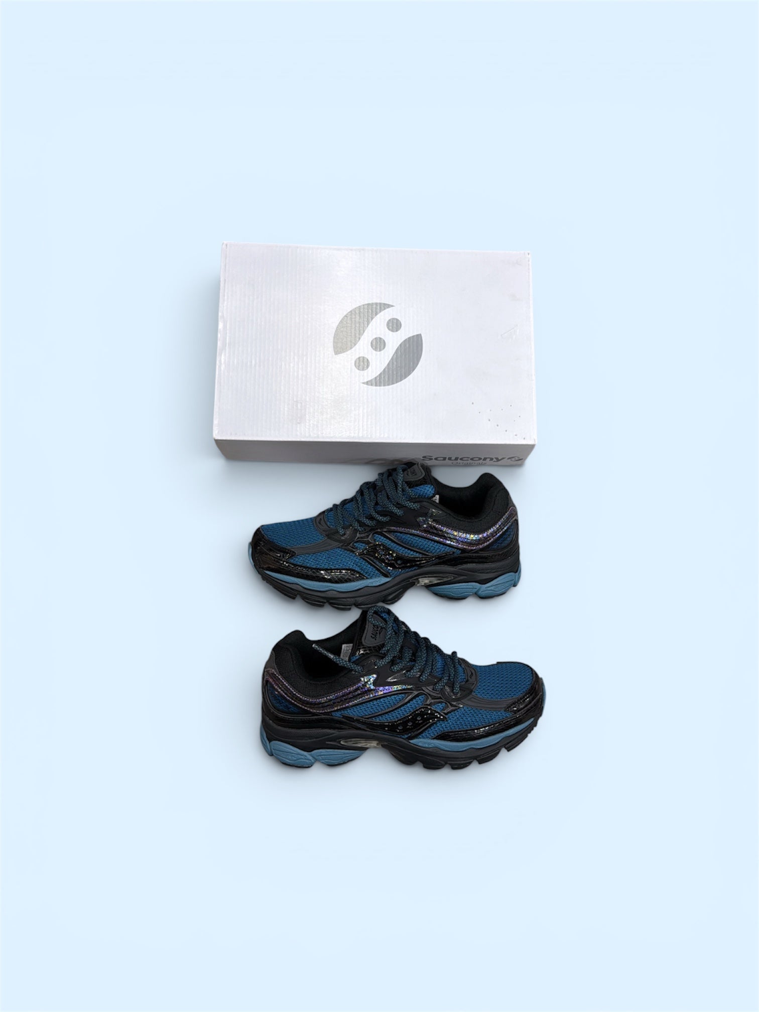 Saucony Omni 9 – Bleu marine / Noir / Reflets violets