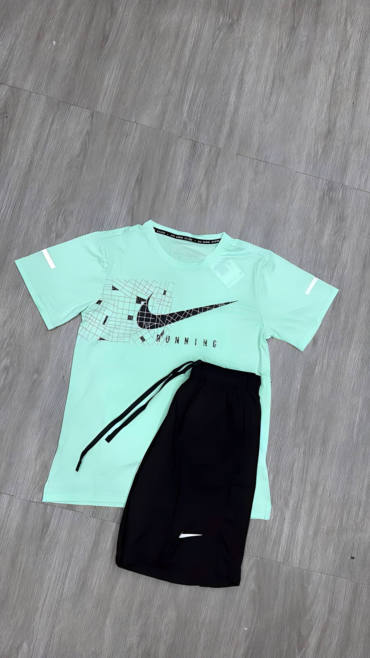 Ensemble Nike Runnig vert et noir