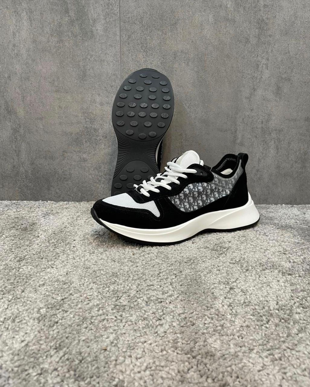 Dior b25