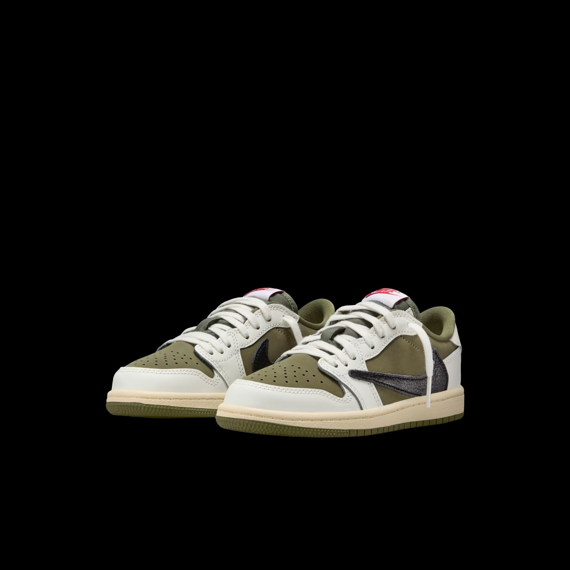 Travis Scott vert