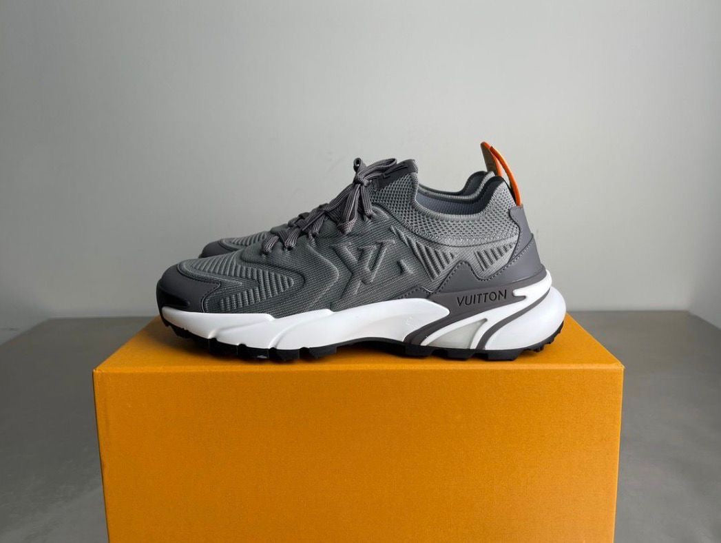 LUIS VITTON RUNNER TATIC Gris