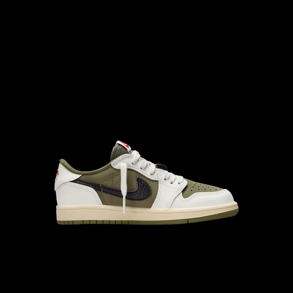 Travis Scott vert
