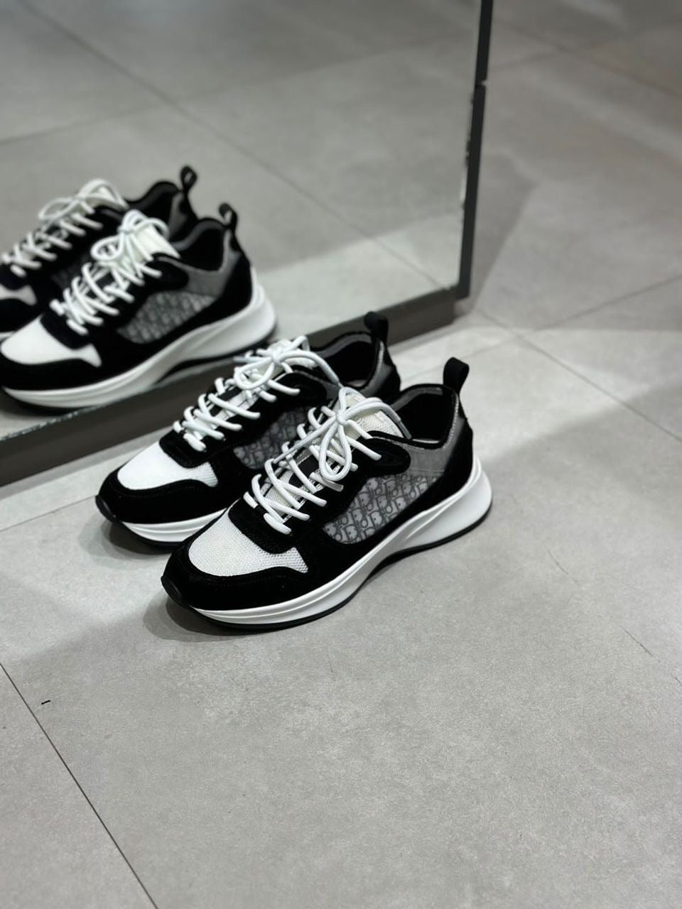 Dior b25